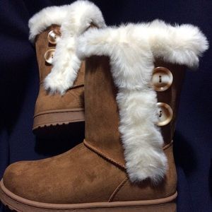 So “Abigail” Lined Women’s Size 6 Boots